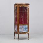 1312 8280 DISPLAY CABINET